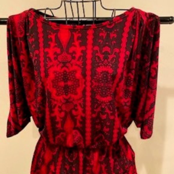 JENNIFER LOPEZ BLACK/RED CINCH WAIST TOP - Picture 5 of 8